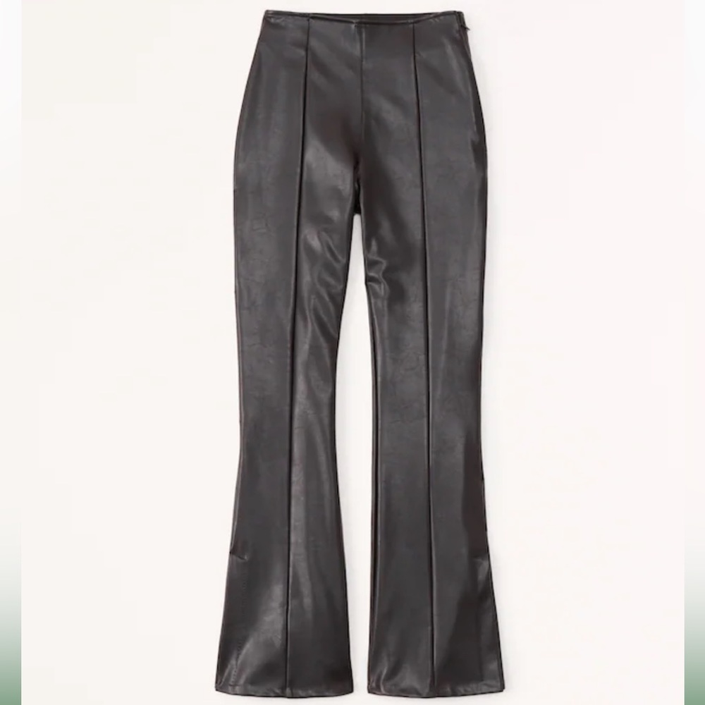 Split-Hem Vegan Leather Slim Flare Pant | Abercrombie & Fitch size Medium